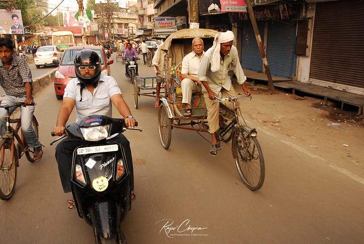 People on the street in Allahabad