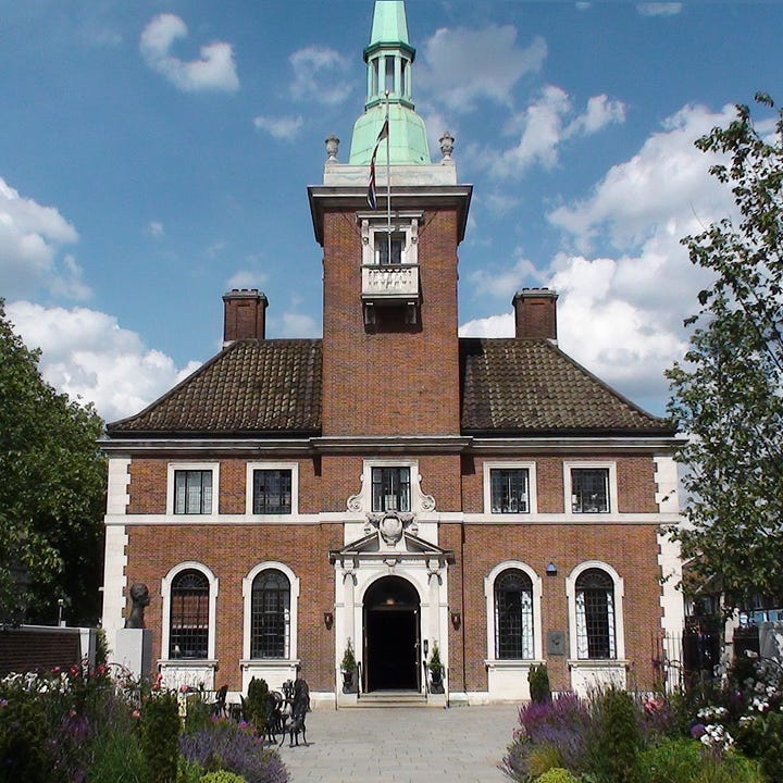 St Olav's Kirke, Interior and Exterior