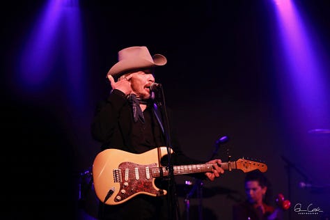 More photos: https://www.flickr.com/photos/glenncookphoto/albums/72177720310632510