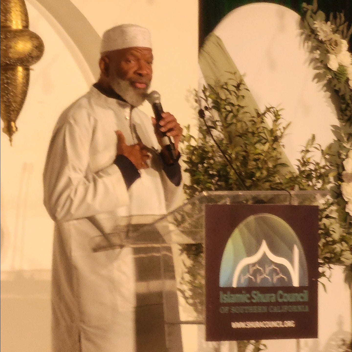 No photo description available.