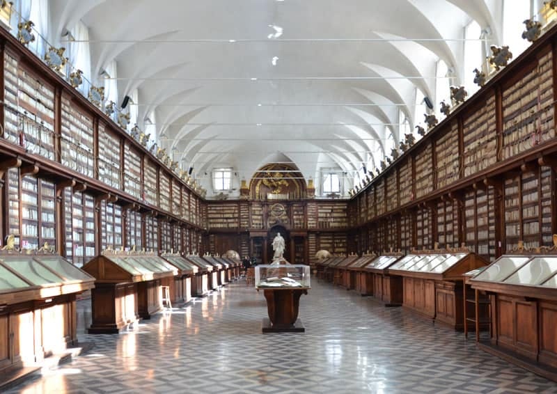 la Biblioteca Casanatense: quando la cultura si fa bella | design ... la Biblioteca Casanatense: quando la cultura si fa bella | design ...