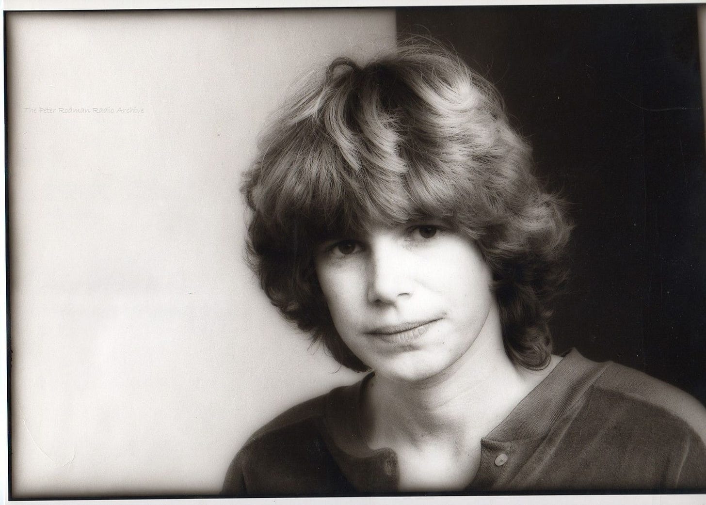 Cidny Bullens - Somewhere Between: Not an ordinary life.