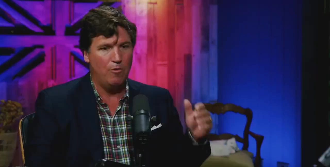 Tucker Carlson: A Capitoliumot január 6-án ostromló tömeg tele volt szövetségi ügynökökkel - Newsweek + Videó