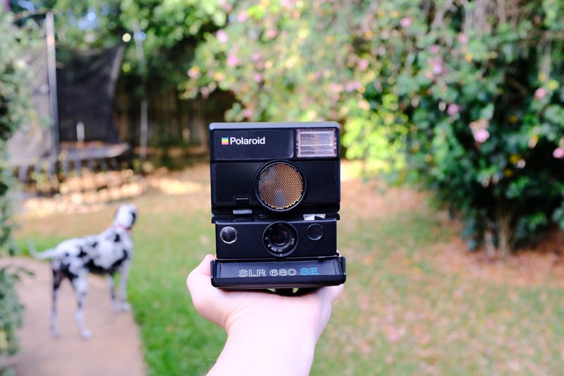 Polaroid SLR 680 SE: the best instant camera EVER