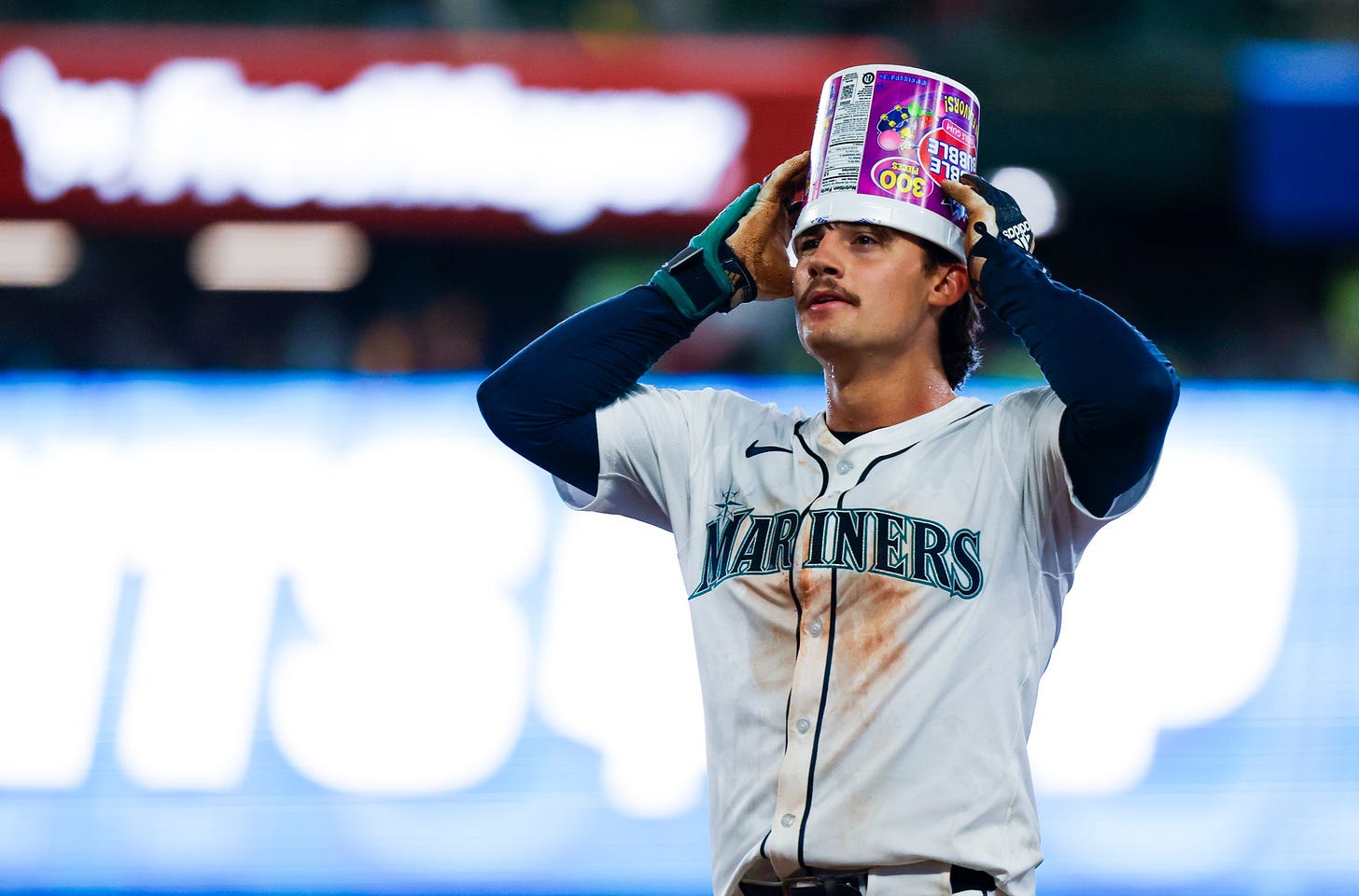 Mariners' Cole Young's walkoff shows why he's the right man for the job |  Lookout Landing
