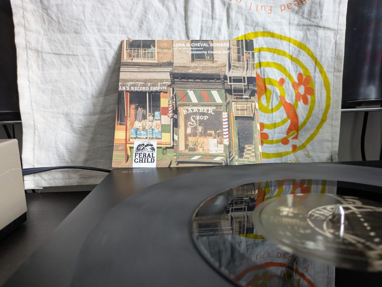 Luna / Cheval Sombre - Lonesome Cowboy Bill