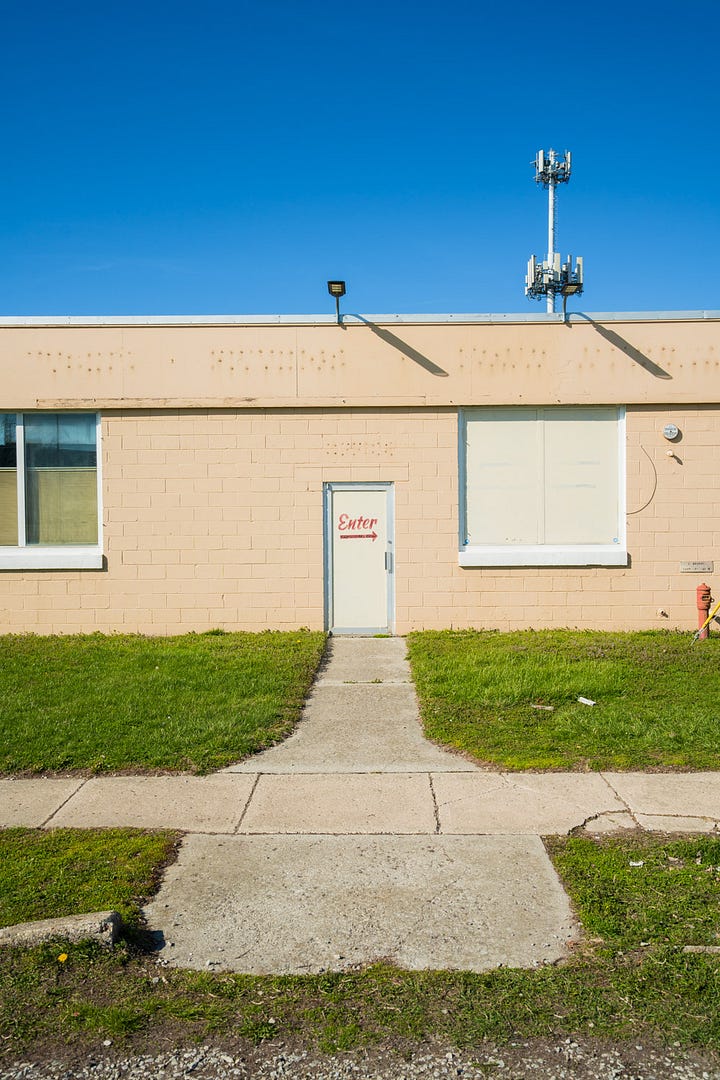 Images I took with my new used wide angle zoom lens.