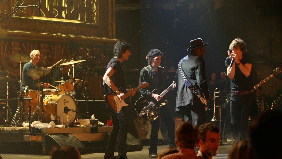 Shine a Light (2008) directed by Martin Scorsese • Reviews, film + cast •  Letterboxd