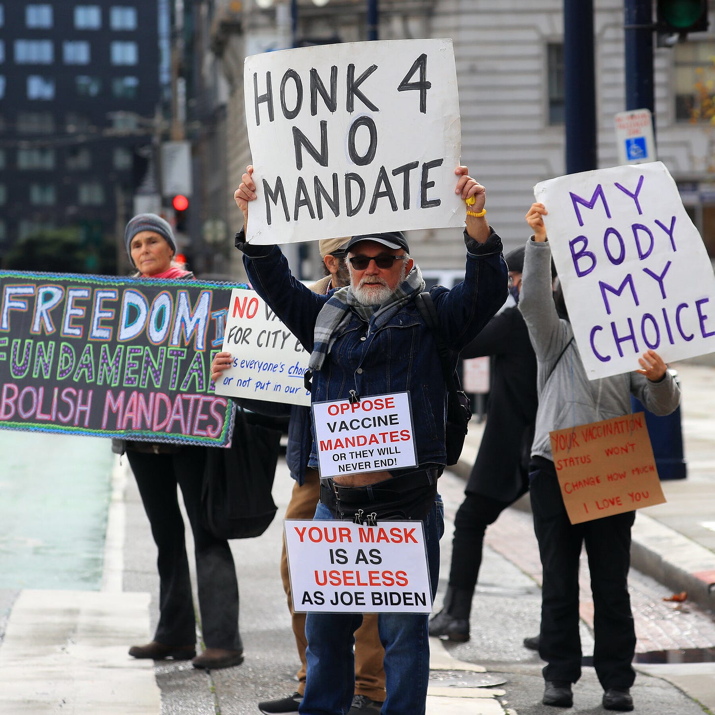 Supreme Court Blocks Biden&#39;s Vaccine Mandate for Large Employers - The New  York Times