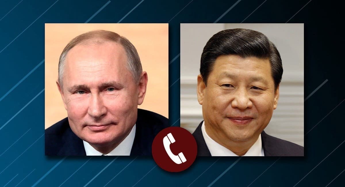 Prezydent Władimir Putin odbył rozmowę telefoniczną z prezydentem Chińskiej Republiki Ludowej Xi Jinpingiem.