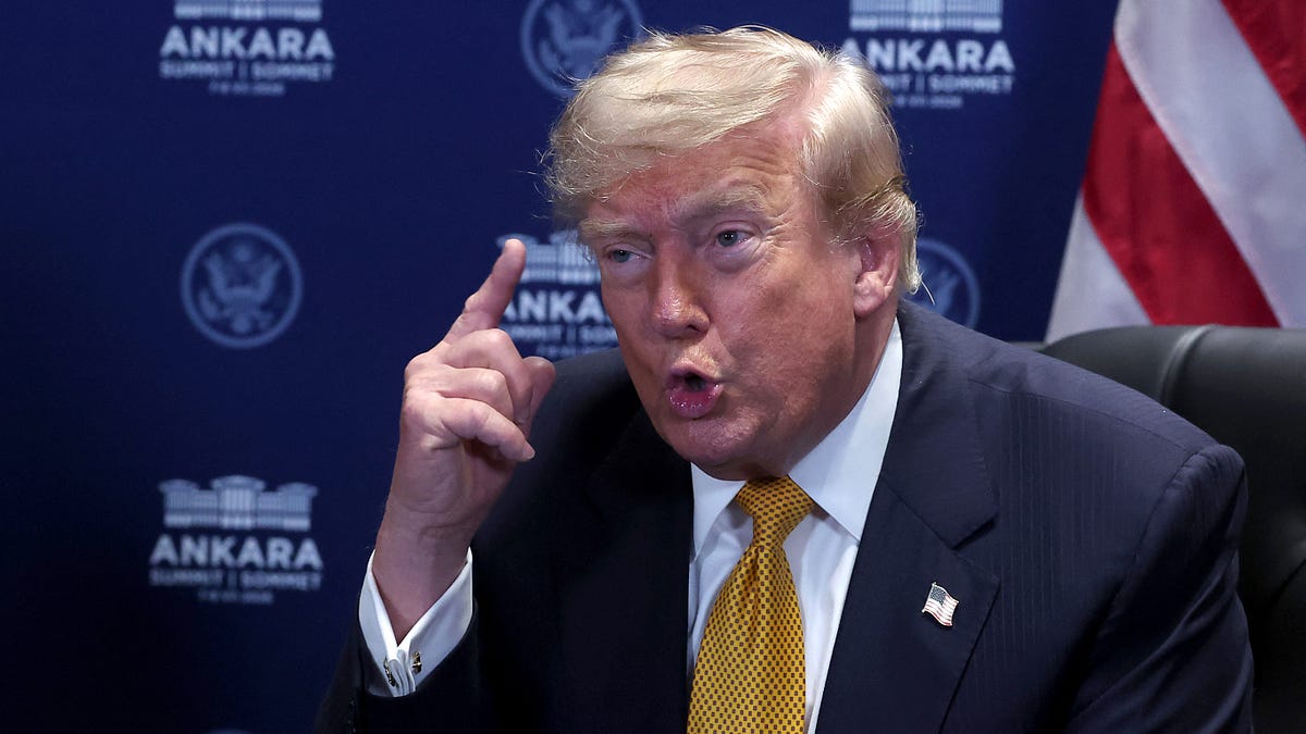 💣 Iran Humiliates Trump Again as His Imperial Bloodlust Surges