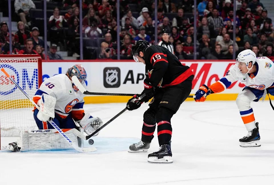Semyon Varlamov's strong night not enough as Islanders fall in shootout to  Senators - Yahoo Sports