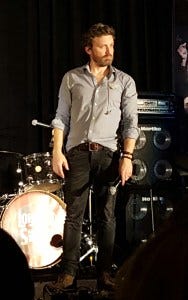 Rob Benedict does his Supernatural Parody Omundson impression