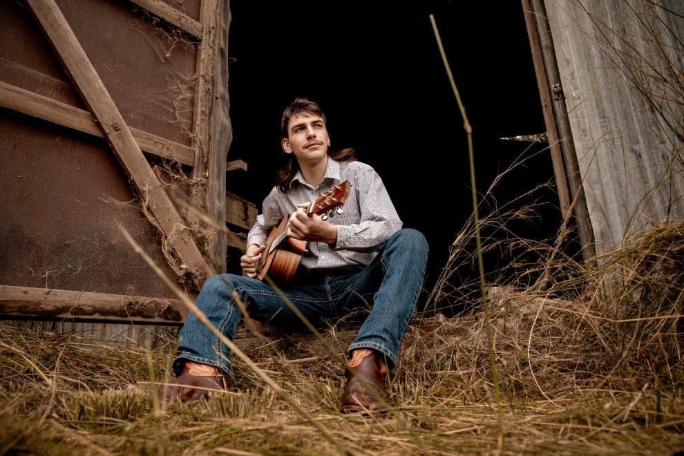 VIDEO PREMIERE: Lane Pittman - 'Love In A Country Town'