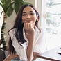Sarah Khan's avatar