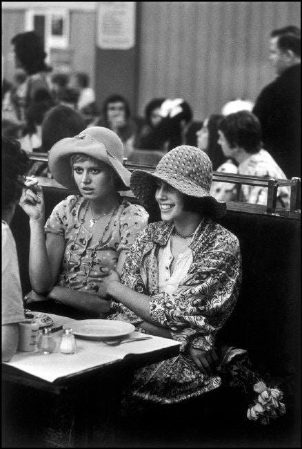 Bistrots Parisiens - Foto © Raymond Depardon