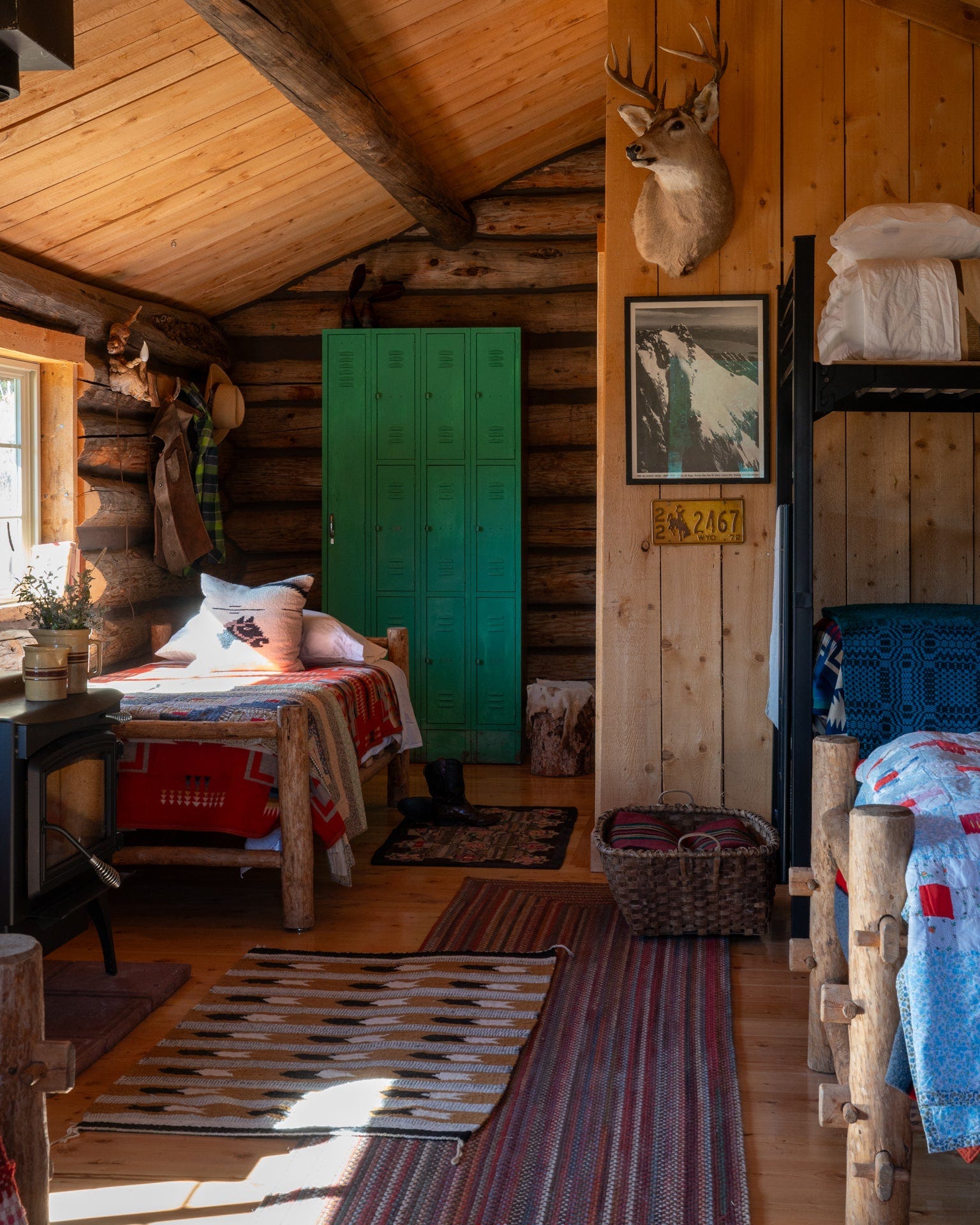 Step inside the oldest homes in every US state | loveexploring.com, image size:1536x1920