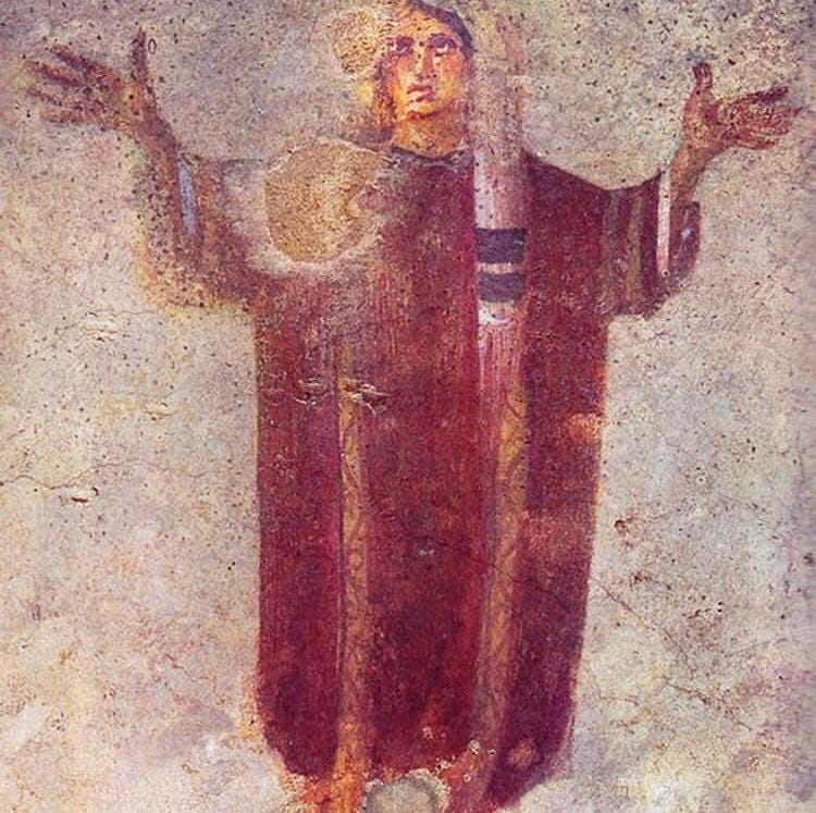 r/TraditionalCatholic - Third century Oranta (female figure with arms raised in prayer) in the catacomb of Priscilla