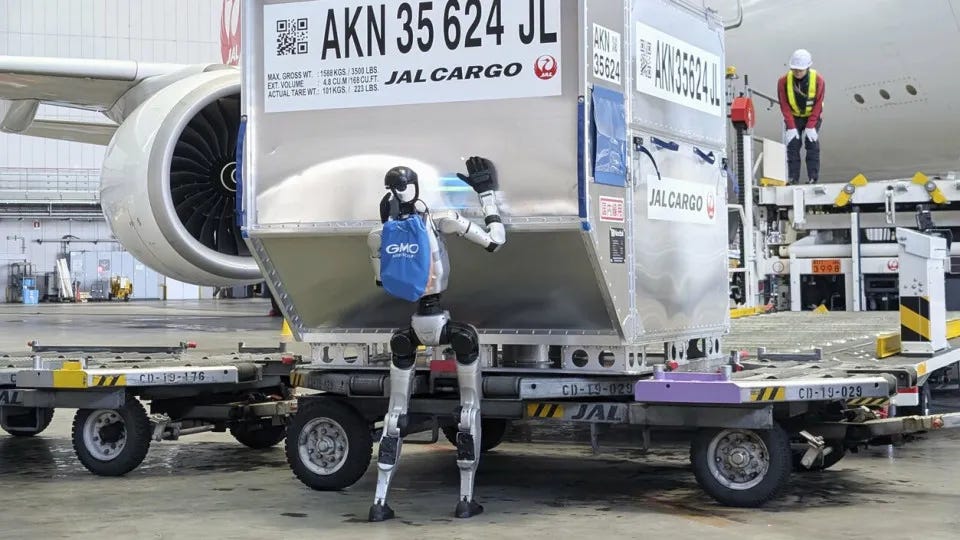 Aeroporto no Japão terá robôs humanoides para carregar bagagens - Notícias  ao Minuto