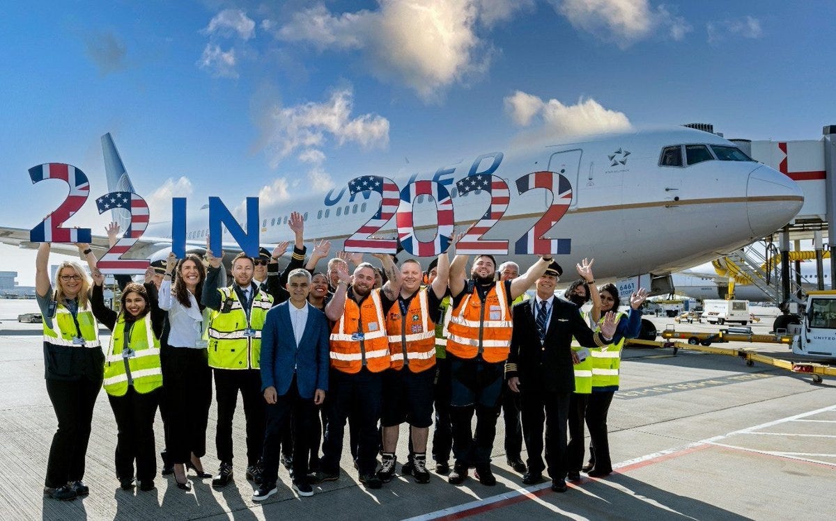 London Mayor Promotes United Airlines In Exchange For Business Class Travel  - Live and Let's Fly