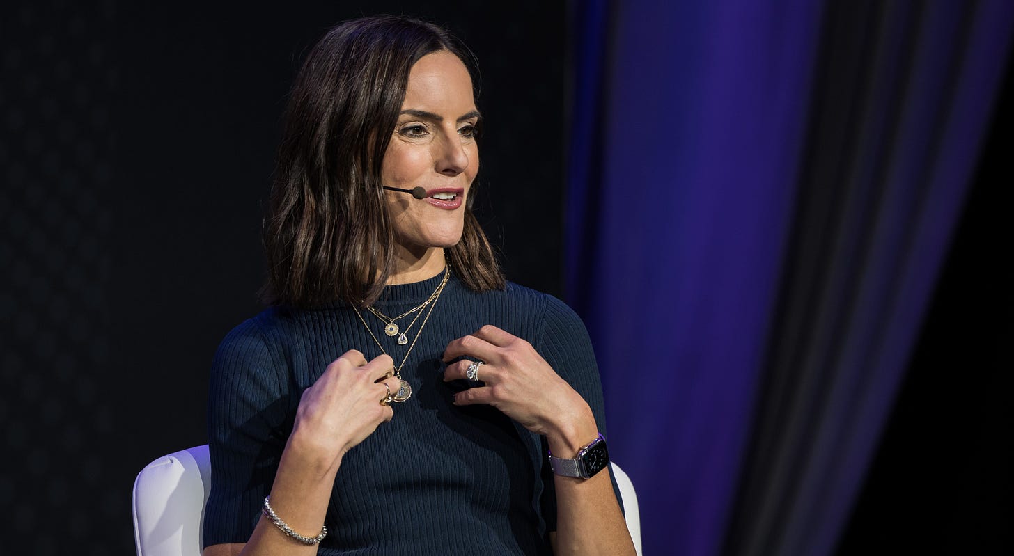 VC Jennifer Neundorfer explains how founders can stand out in a crowded AI  market | TechCrunch