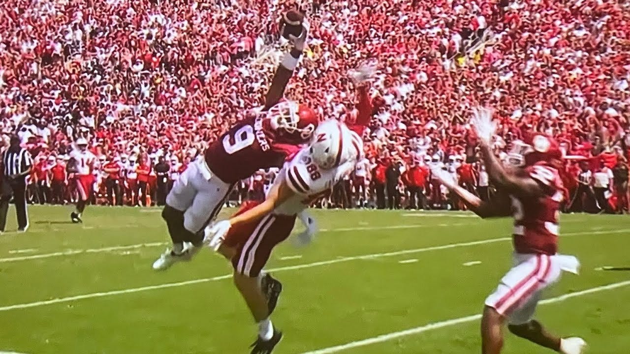 DJ Graham Makes the CRAZIEST One-Hand Interception of All Time! - YouTube