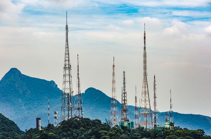 Radio tower 2017 billboard 1548