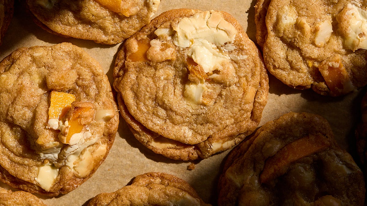 Mango Macadamia Nut Cookies - by Eric King - easygayoven