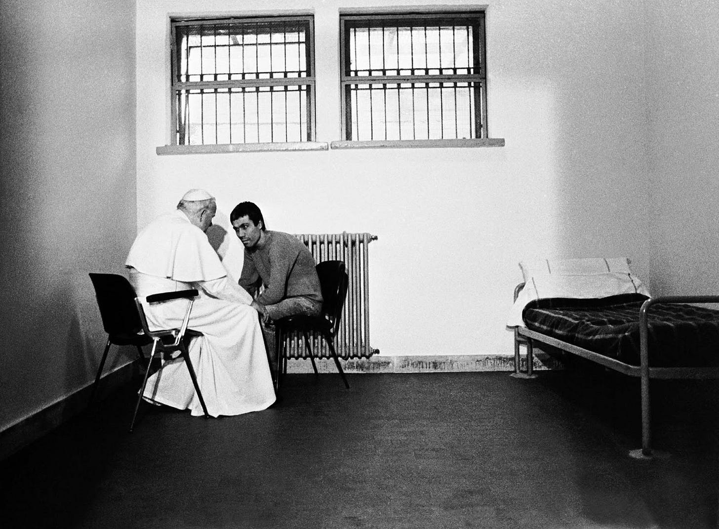 Pope John Paul II Meets with Mehmet Agca, the Man Who Attempted to  Assassinate Him, 1983 - Rare Historical Photos