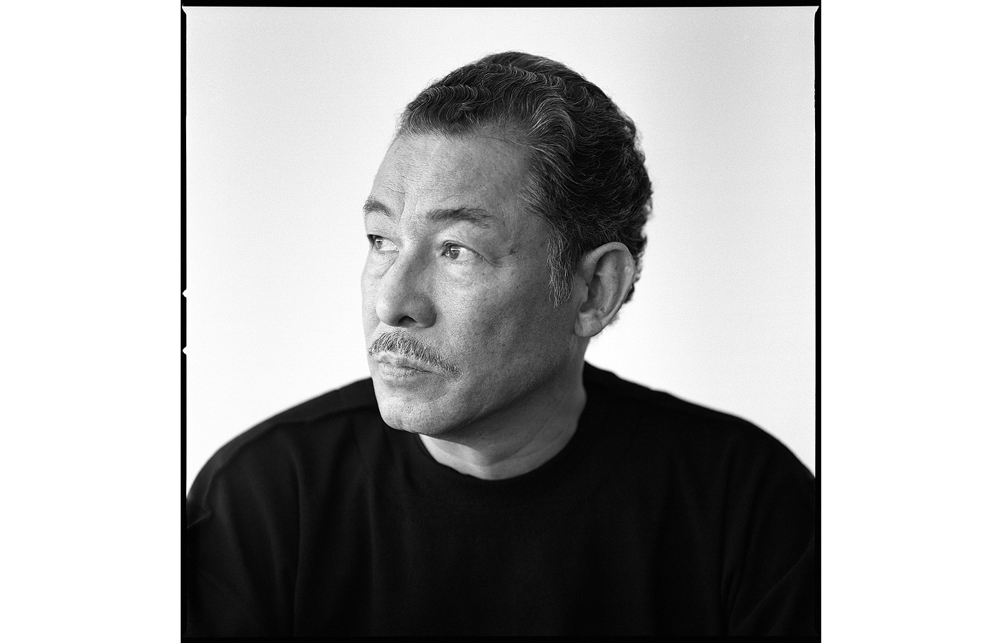 Portrait : Issey Miyake, le design au-delà de la mode - IDEAT