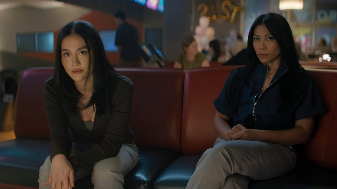Agnez Mo is playing Lila Hoth, and Anggun is playing her mother, Amisha Hoth - the two central antagonists of the season. In the books, the Hoths are written as Russian, so switching them to an Indonesian mother-daughter duo is genuinely interesting creative choice, and one that got a lot of attention once the casting broke. Agnez Mo is playing Lila Hoth, and Anggun is playing her mother, Amisha Hoth - the two central antagonists of the season. In the books, the Hoths are written as Russian, so switching them to an Indonesian mother-daughter duo is genuinely interesting creative choice, and one that got a lot of attention once the casting broke.