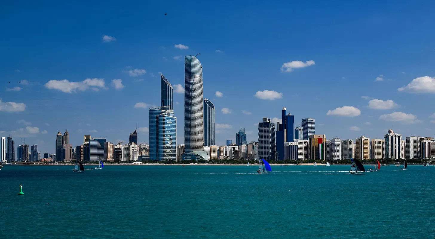 Abu Dhabi launches AI policy training program for senior government leaders