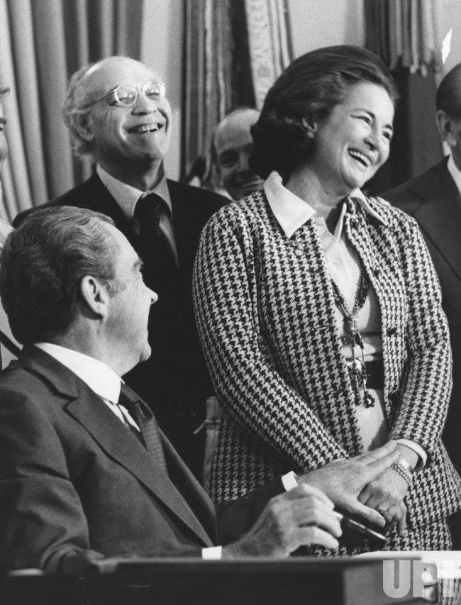 Photo: President Nixon welcomes Nancy Hanks of the National Council on the  Arts - ARKNIX19730914039 - UPI.com