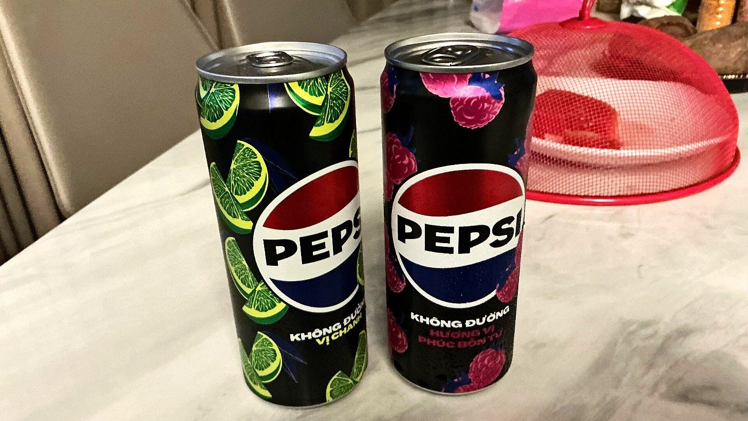 Pepsi Zero Sugar cans sold overseas, not the new caffeine-free version. Image: Hillsilo via Wikimedia Commons Pepsi Zero Sugar cans sold overseas, not the new caffeine-free version. Image: Hillsilo via Wikimedia Commons