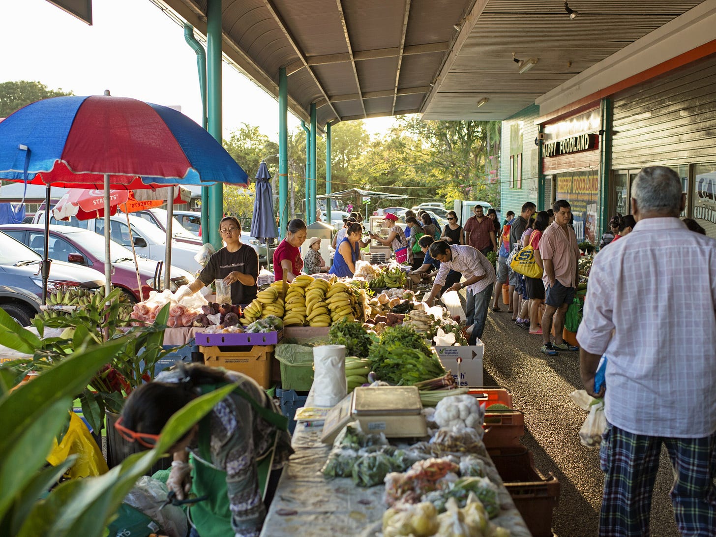 Rapid Creek Markets | A local produce market for groceries and snacks