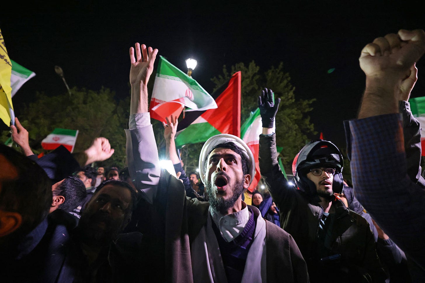 Ataque inédito do Irã contra Israel explicita o no... | VEJA