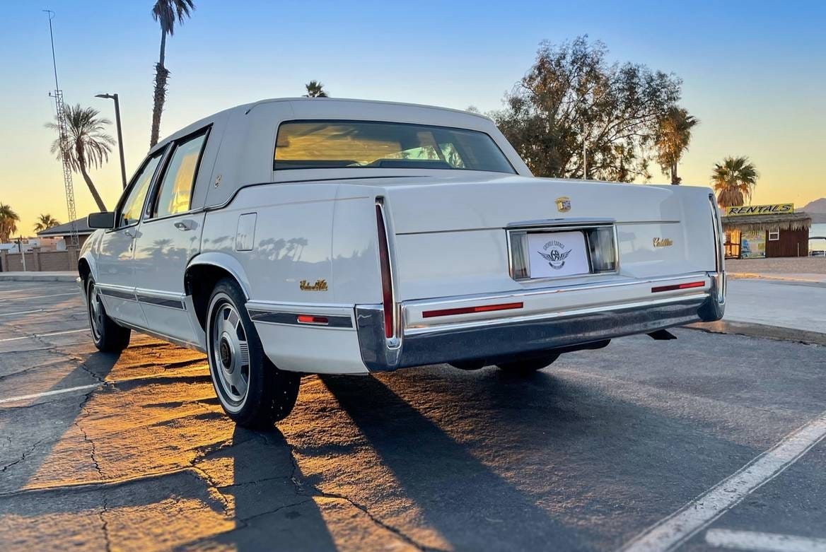 1993 Sedan de Ville Spring Edition - by Tom Klockau