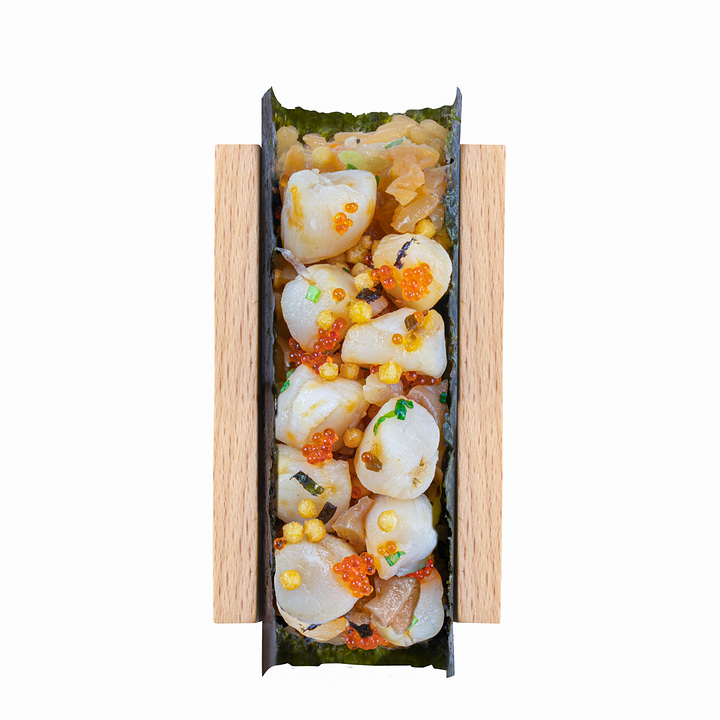 The Hotate with Uni Paste and Snow Crab & Negitoro hand rolls