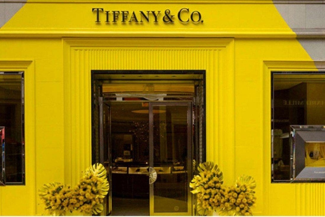 Tiffany & Co.’s yellow pop-up in Beverly Hills, a sign that the April Fool’s switch to yellow from the brand’s classic robin’s egg blue was more than just a joke. Photo: Tiffany & Co. Tiffany & Co.’s yellow pop-up in Beverly Hills, a sign that the April Fool’s switch to yellow from the brand’s classic robin’s egg blue was more than just a joke. Photo: Tiffany & Co.