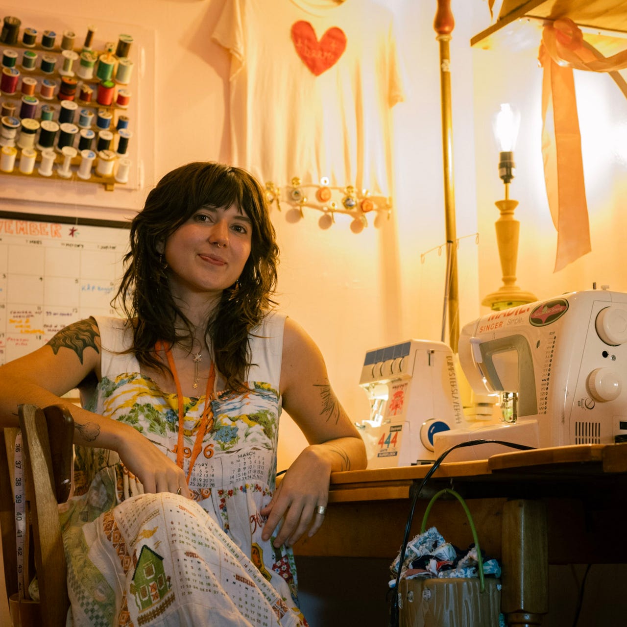 dumpster diving logo