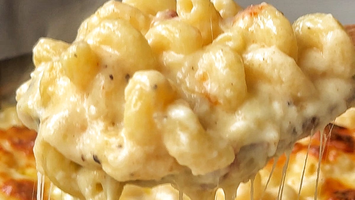 The BEST Mac & Cheese recipe - by Emily Roz