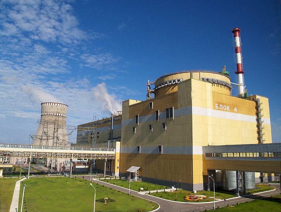 File:Ровенская АЭС блок 4.JPG