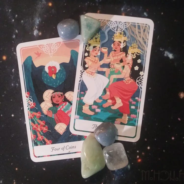 A Message from the Universe ~ Holding Too Tightly, Tarot if the Divine Cards