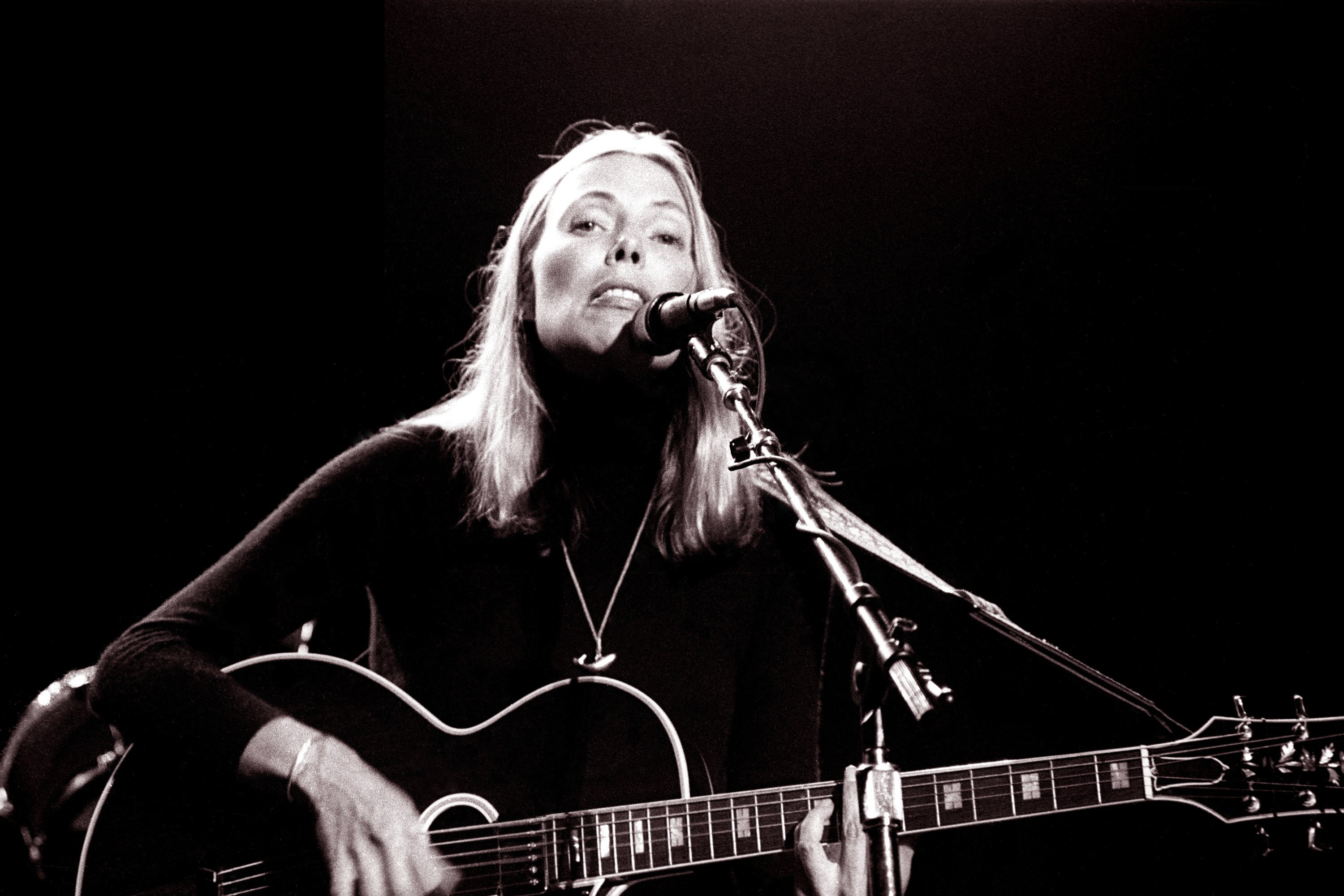 Joni Mitchell Live - The Delite