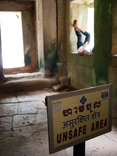 Unsafe Area Unsafe Area