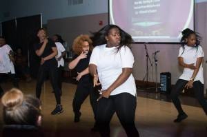 Dancing Dancing