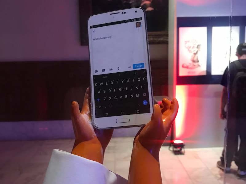 Trump’s tiny hands posting on Twitter, from the Daily Show’s 2019 SXSW exhibit “The Donald J. Trump Presidential Twitter Library” (photo by me) Trump’s tiny hands posting on Twitter, from the Daily Show’s 2019 SXSW exhibit “The Donald J. Trump Presidential Twitter Library” (photo by me)