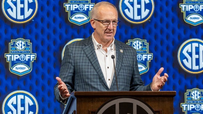 College Football Playoff debate gives Greg Sankey chance to be hero