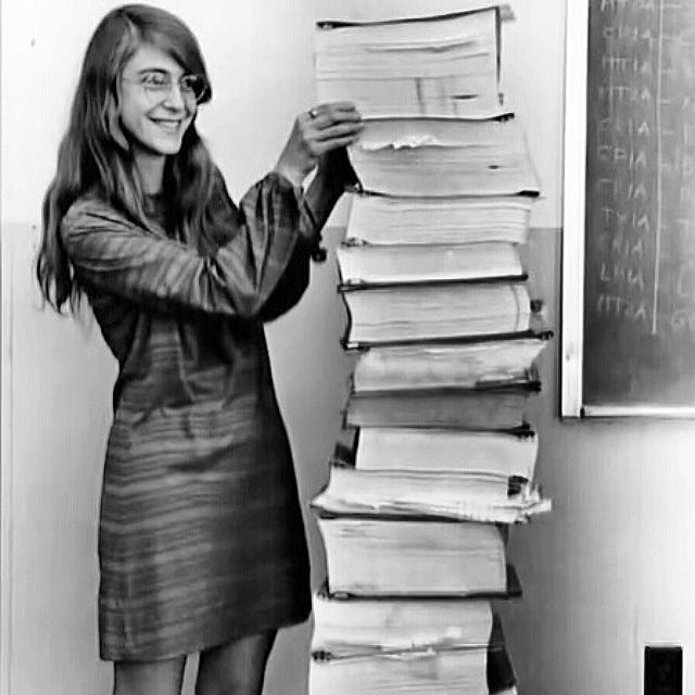 Grandes Nomes da Computação: Margaret Heafield Hamilton. - CBSI | SISTEMAS  DE INFORMAÇÃO.