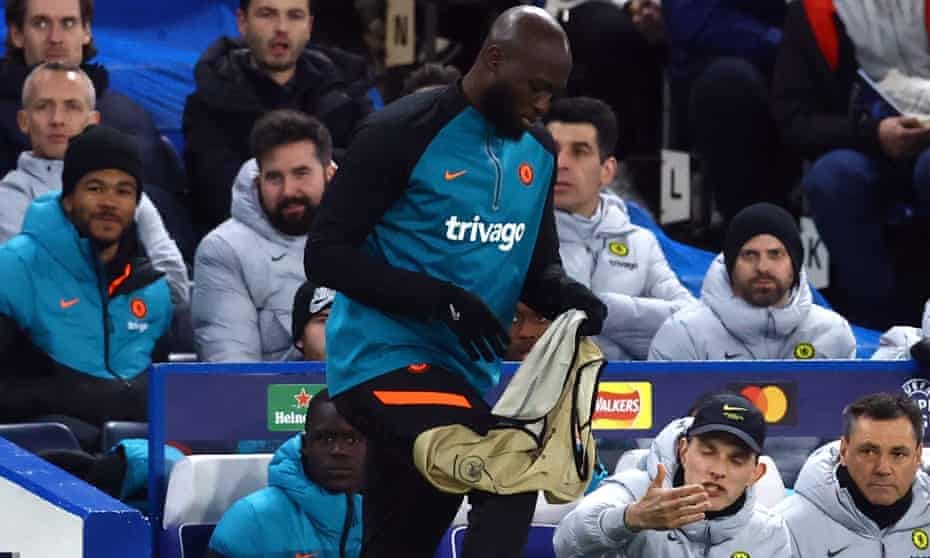 Romelu Lukaku watches from the margins as Chelsea dismantle Lille |  Champions League | The Guardian